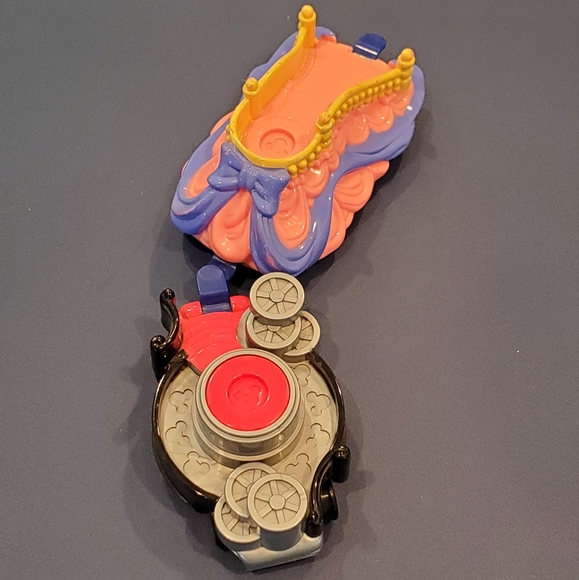 Disney Magic Kingdom Playset by Hasbro - Picture 8 of 16